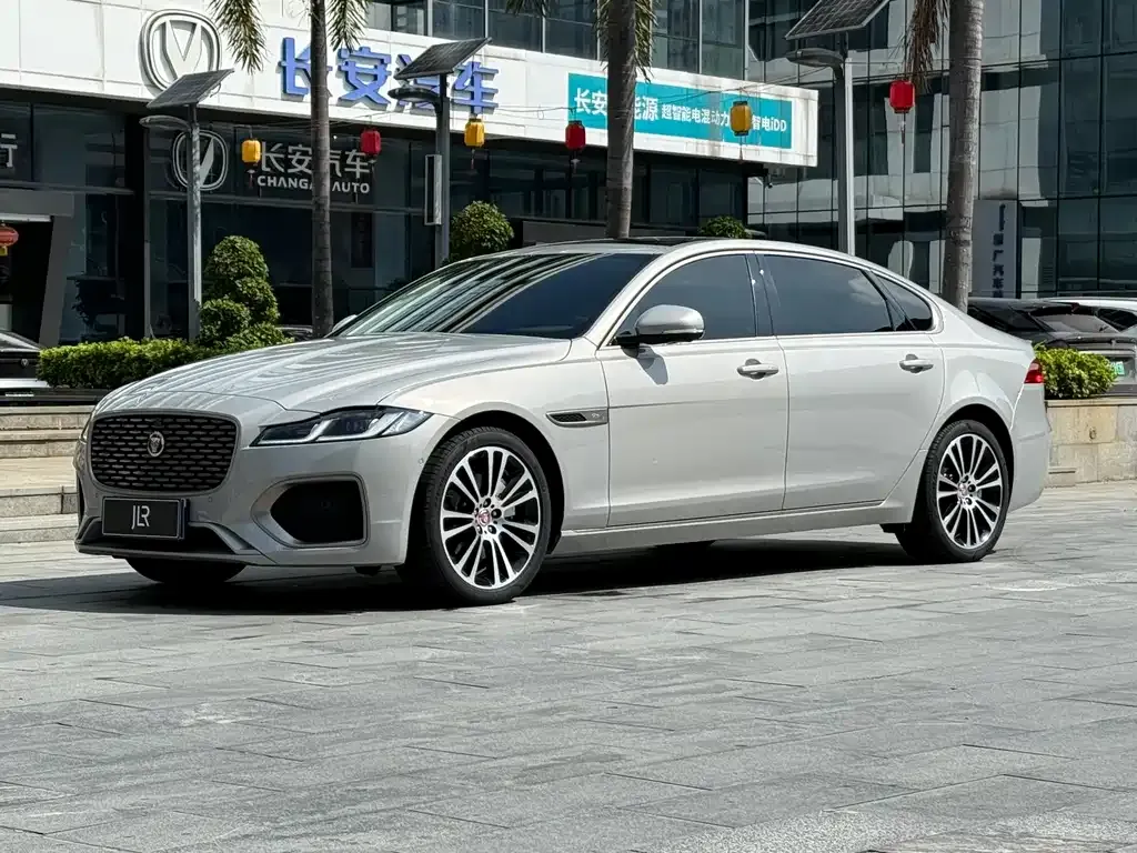 Jaguar XFL 2025 из CN, фото 1