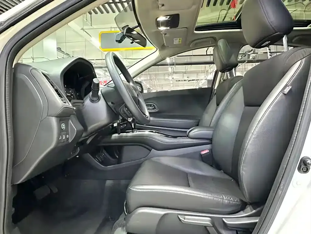 Honda Vezel 2021 из CN, фото 4