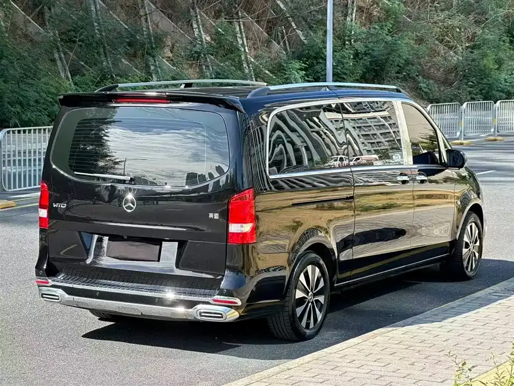 Mercedes-Benz Vito 2023 из CN, фото 4