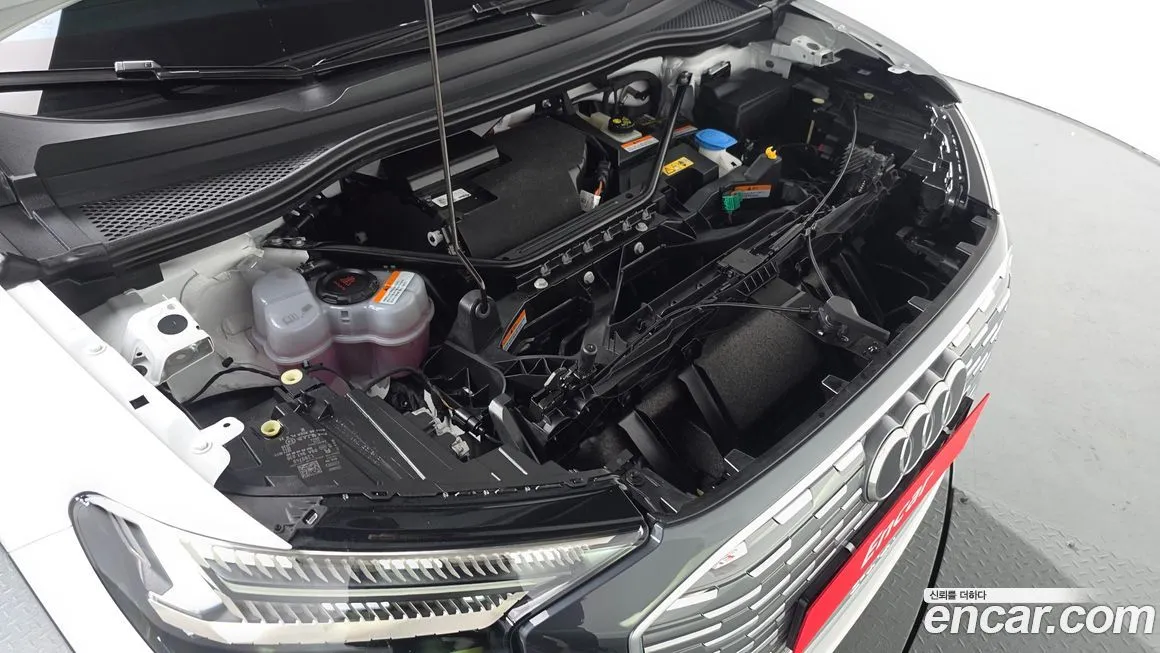 Audi Q4 e-tron 2022 из KR, фото 6