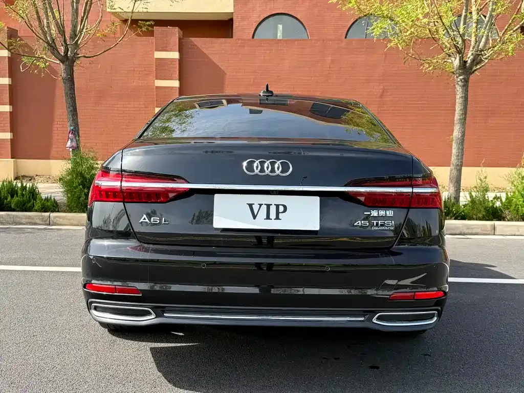 Audi A6L 2022 из CN, фото 4