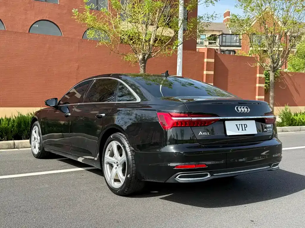 Audi A6L 2022 из CN, фото 6