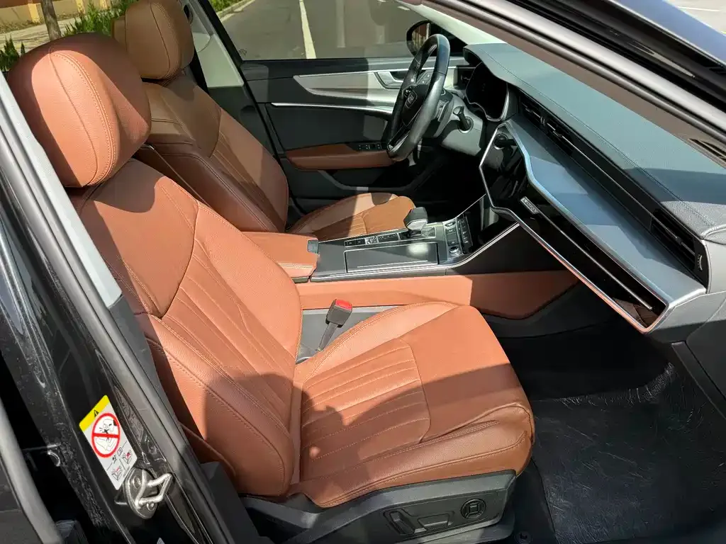 Audi A6L 2022 из CN, фото 7