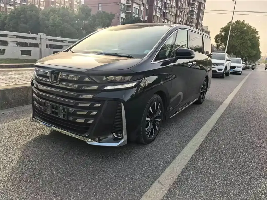 Toyota Vellfire 2024 из CN, фото 3