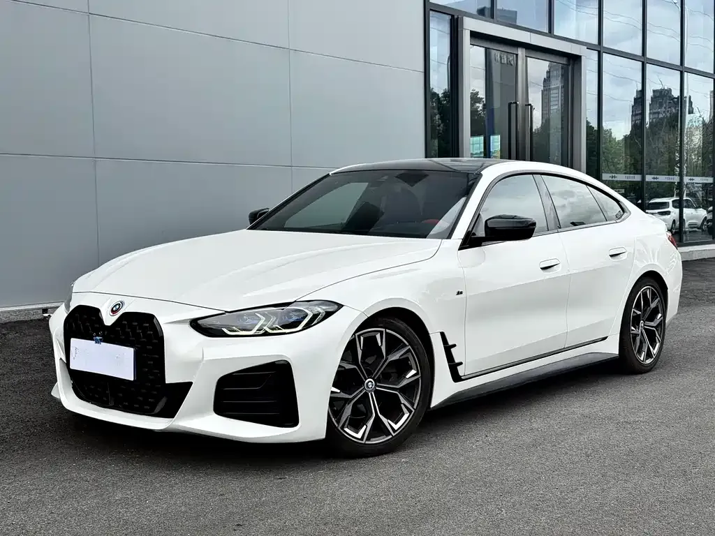 BMW 4 Series 2022 из CN, фото 1