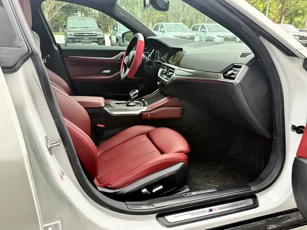BMW 4 Series 2022 из CN, фото 10