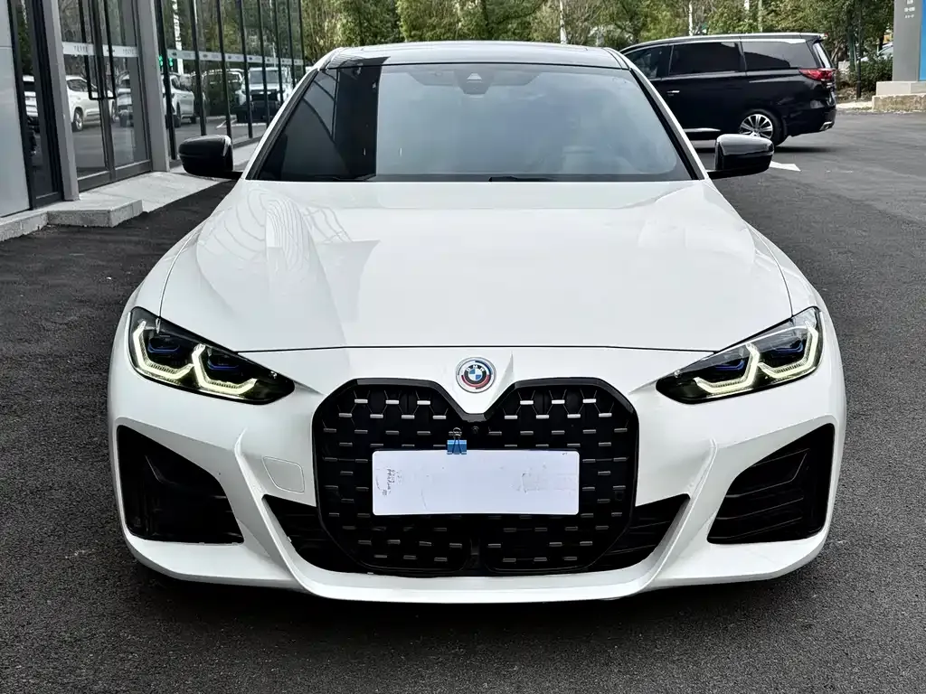 BMW 4 Series 2022 из CN, фото 2