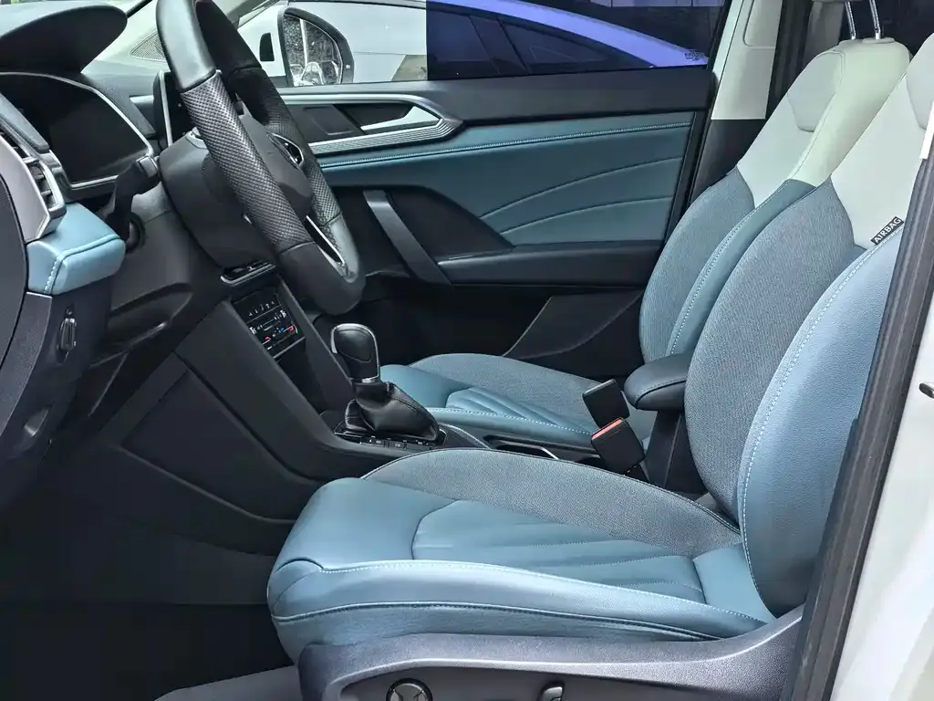 Volkswagen Tharu 2024 из CN, фото 6