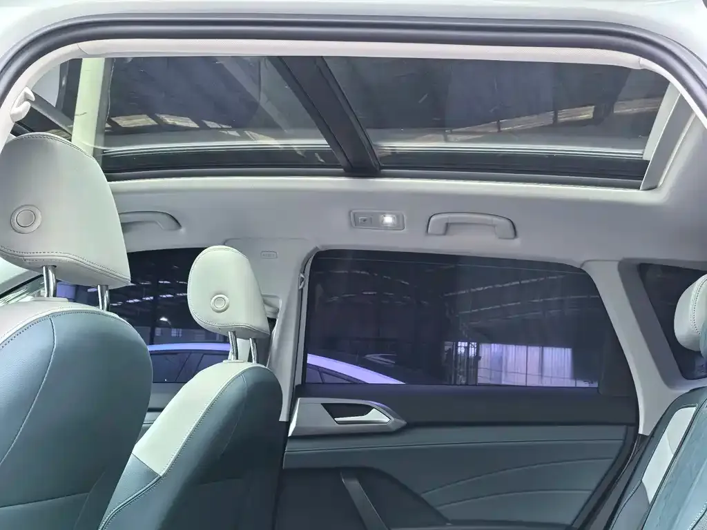 Volkswagen Tharu 2024 из CN, фото 9
