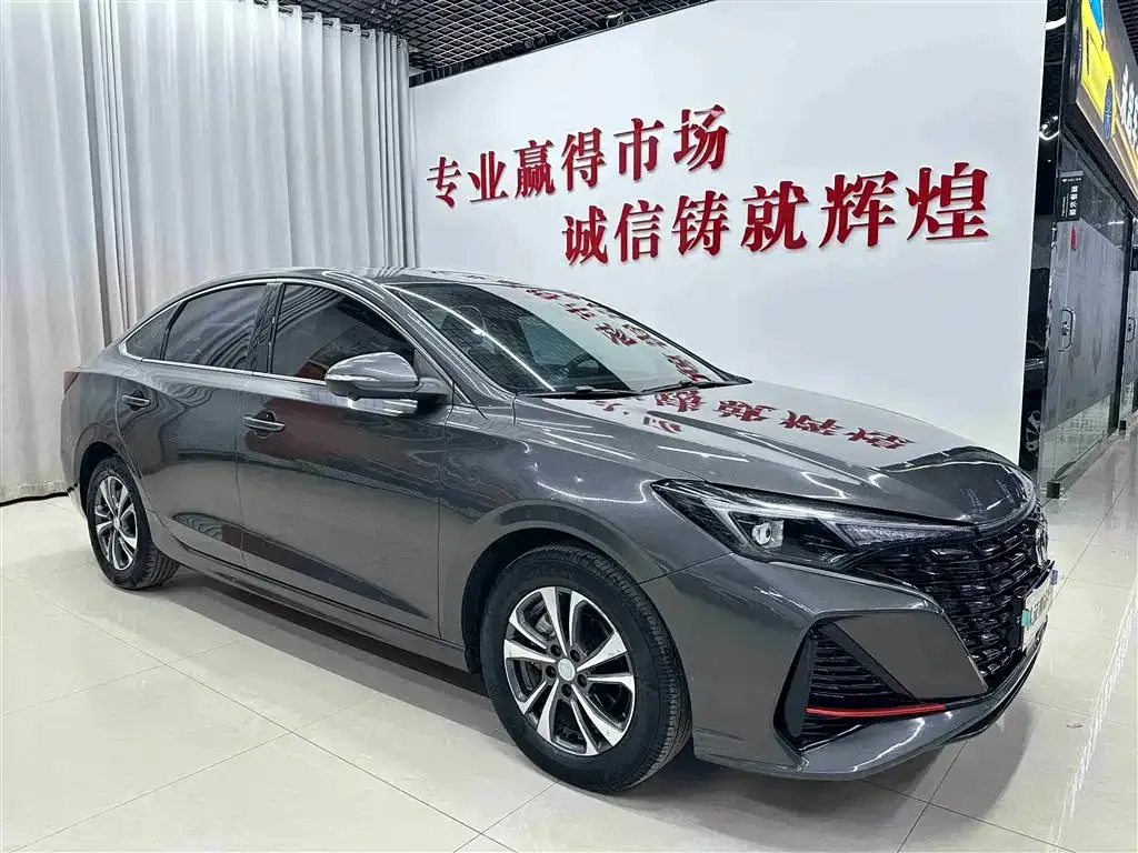 Changan Eado — фото 3