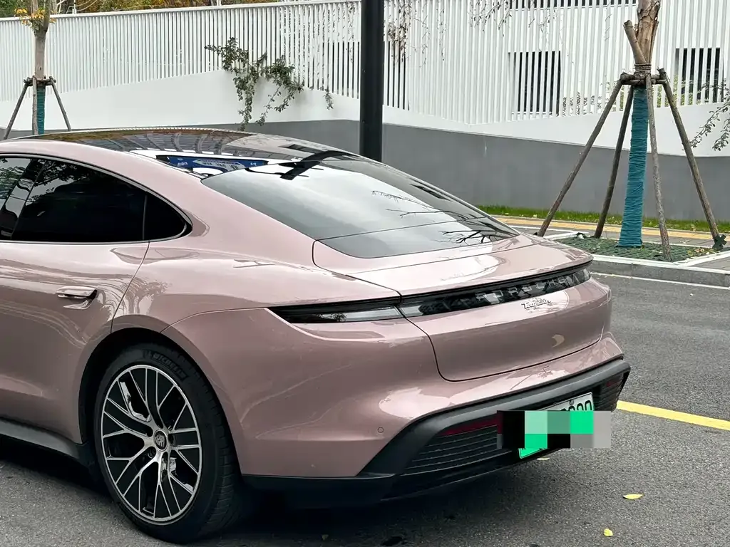 Porsche Taycan 2021 из CN, фото 6