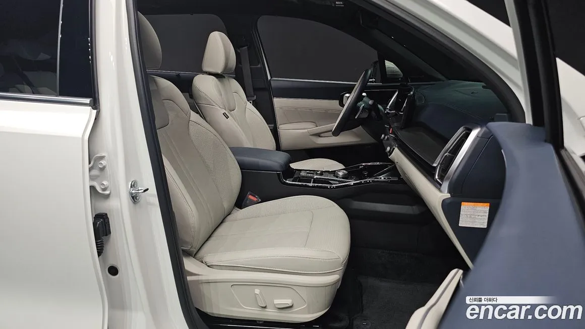 Kia Sorento — фото 10