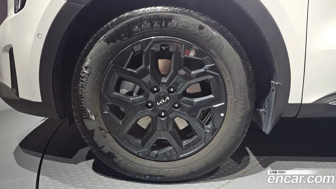 Kia Sorento — фото 5