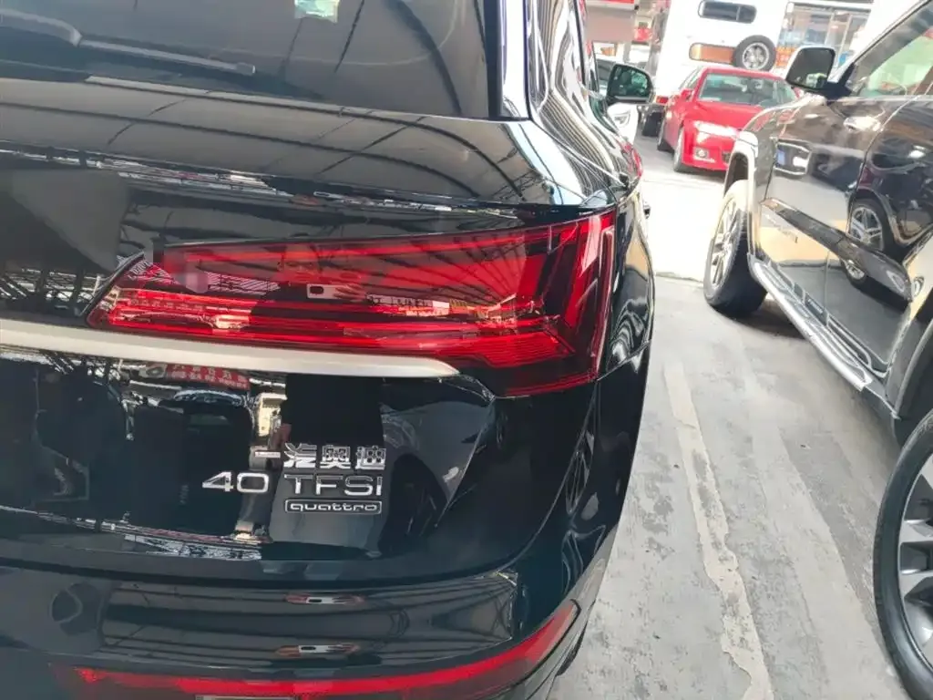 Audi Q5L 2023 из CN, фото 8