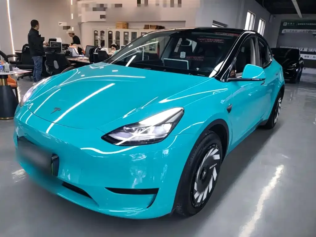Tesla Model Y 2023 из CN, фото 2