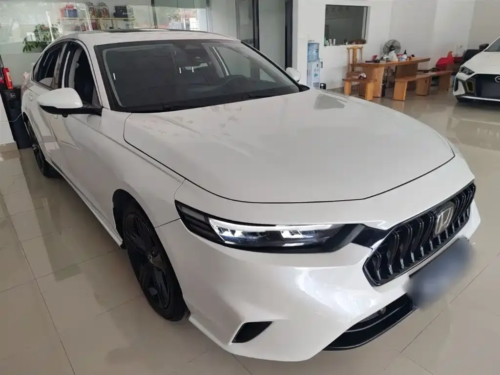 Honda Inspire 2024 из CN, фото 4