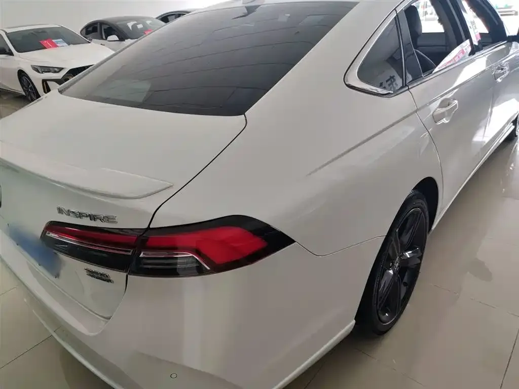 Honda Inspire 2024 из CN, фото 7
