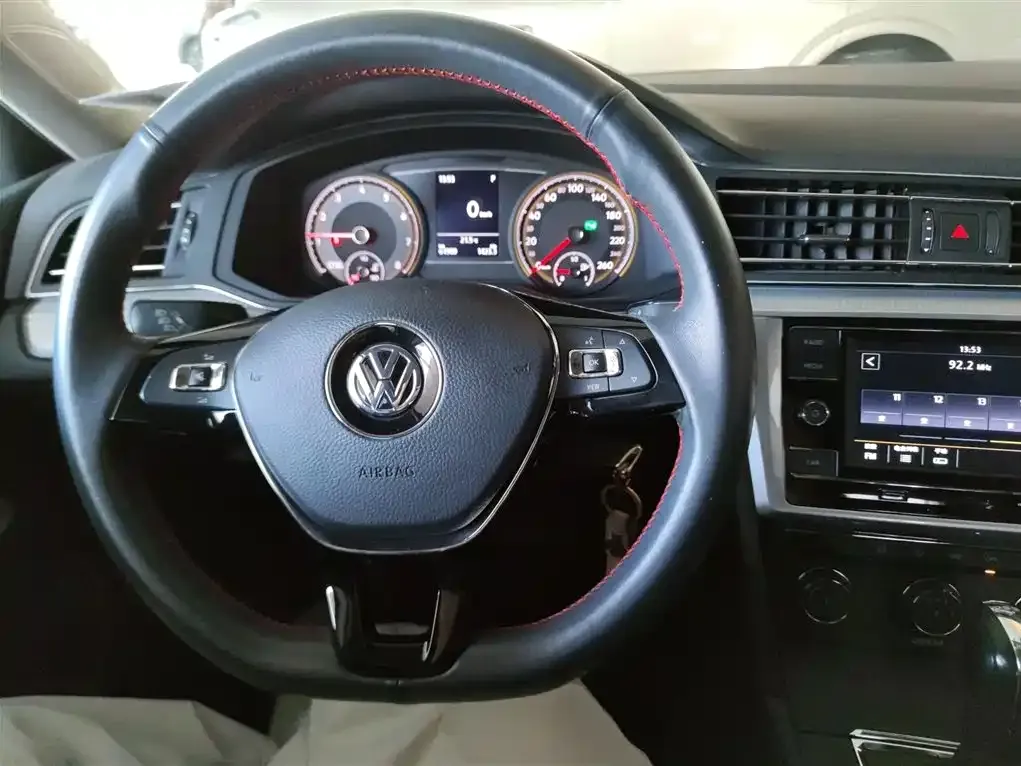 Volkswagen Lamando 2021 из CN, фото 10