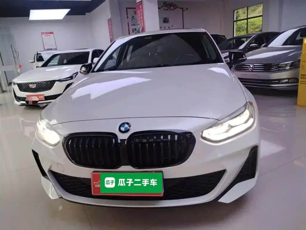 BMW 1 Series 2021 из CN, фото 3