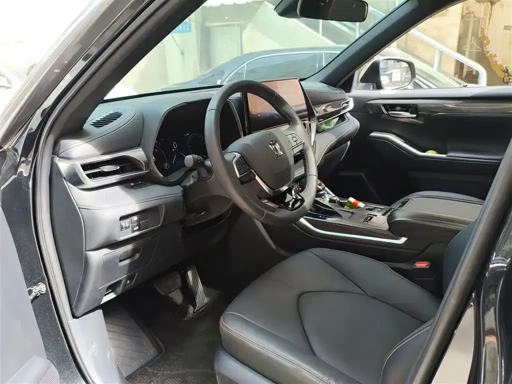 Toyota Crown Kluger 2025 из CN, фото 4