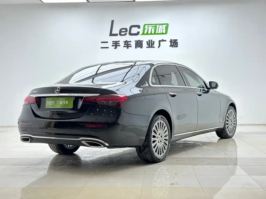 Mercedes-Benz E-Class 2022 из CN, фото 4