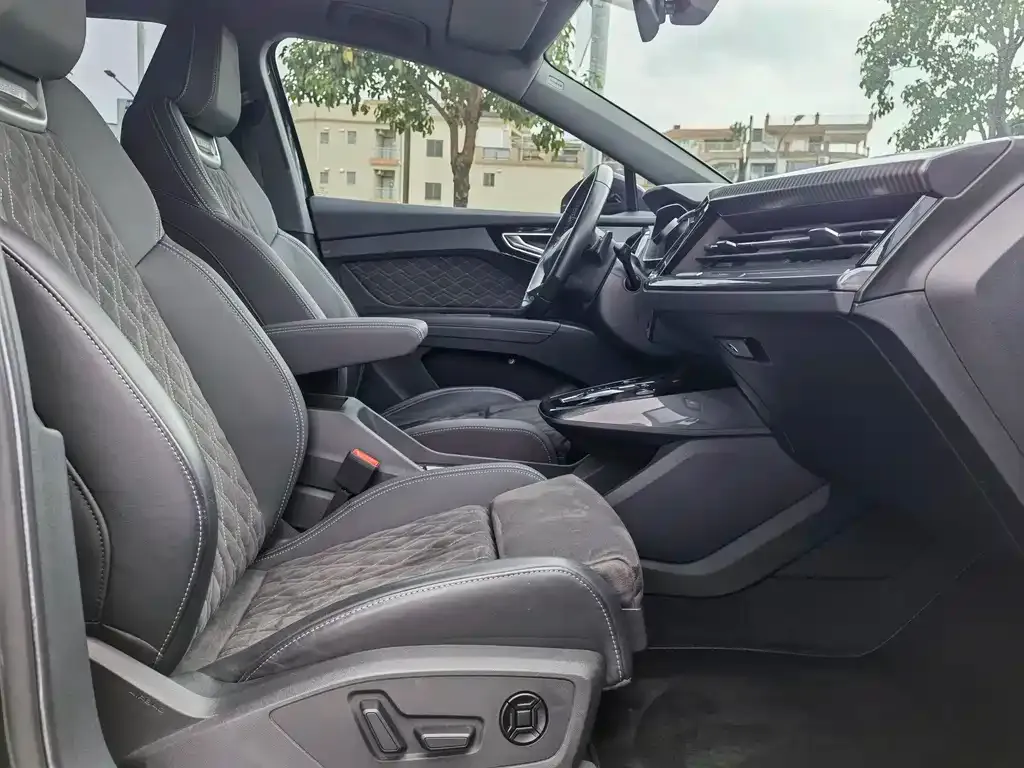 Audi Q4 e-tron 2023 из CN, фото 9