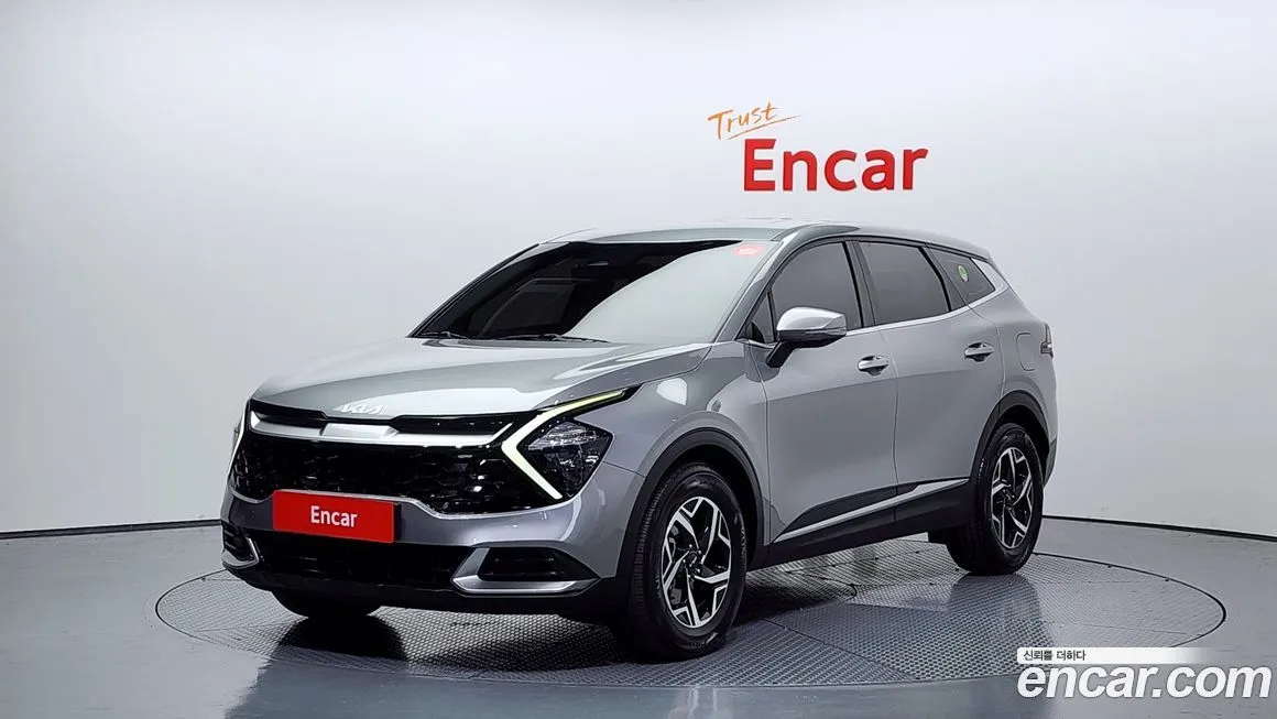 Kia Sportage — фото 1
