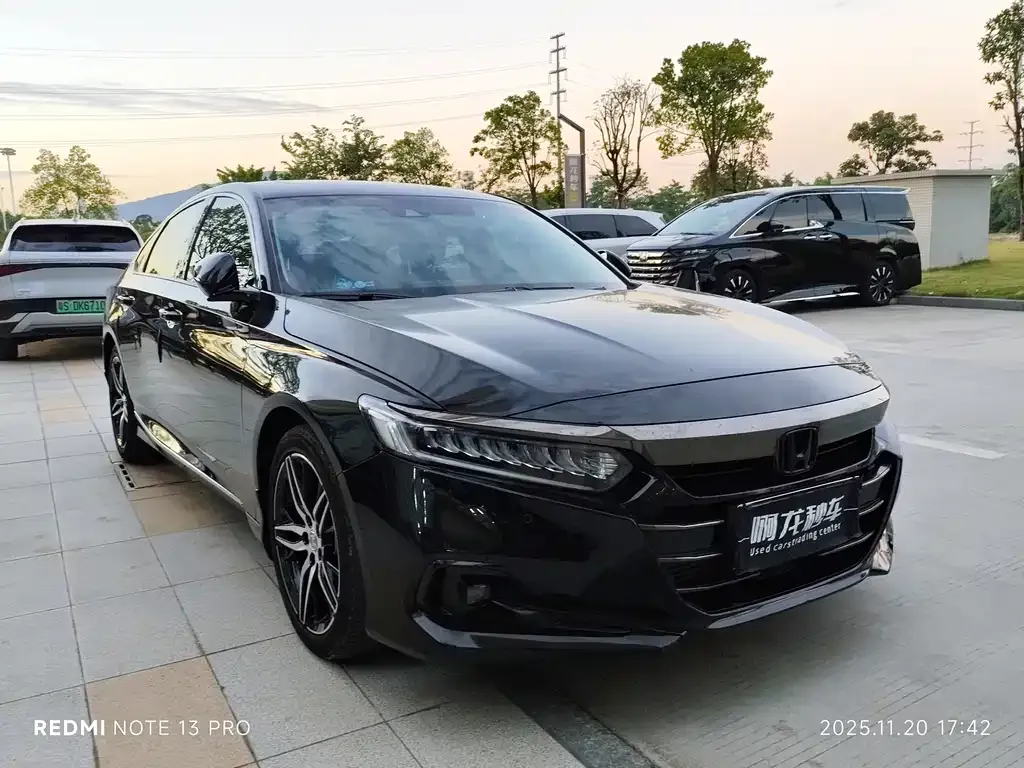 Honda Accord 2023 из CN, фото 3