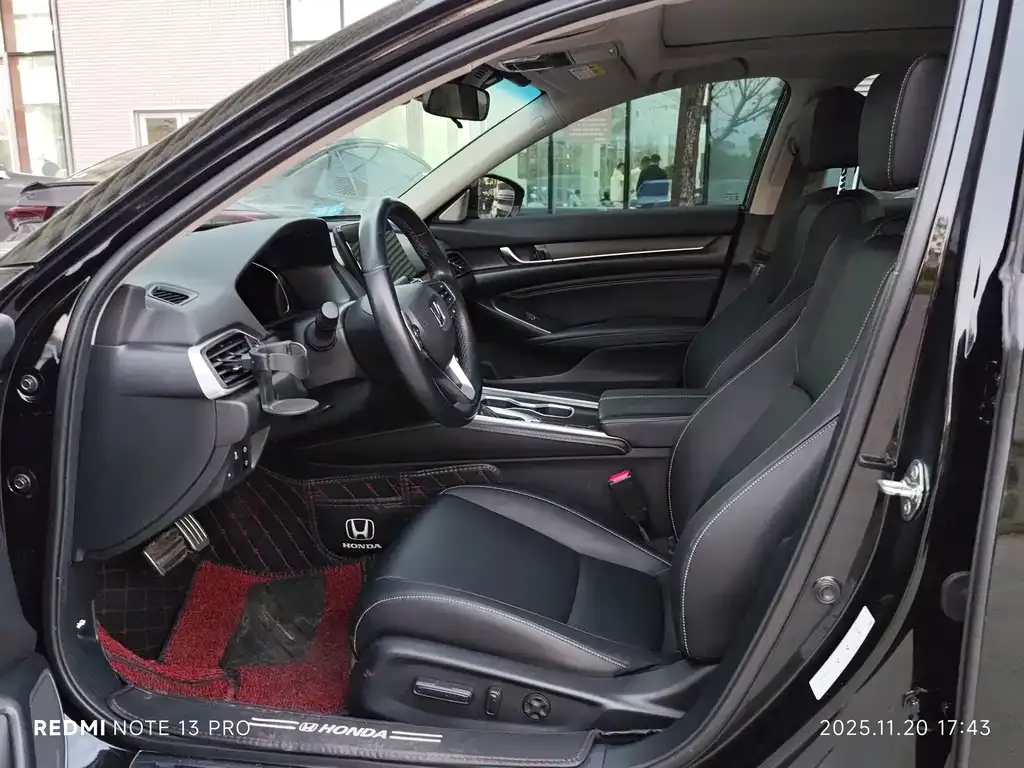 Honda Accord 2023 из CN, фото 7