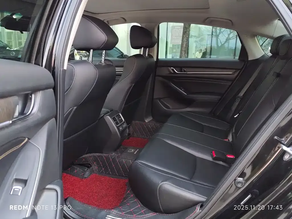 Honda Accord 2023 из CN, фото 8