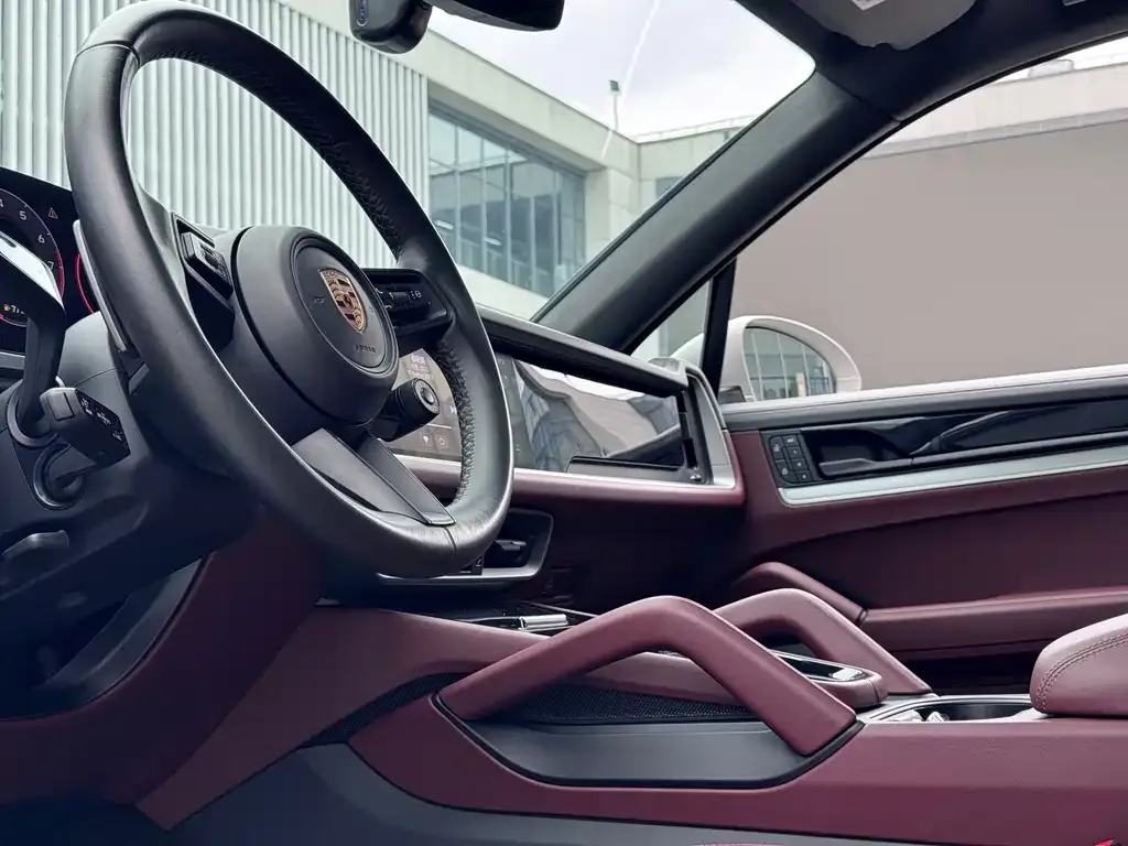 Porsche Cayenne 2024 из CN, фото 8