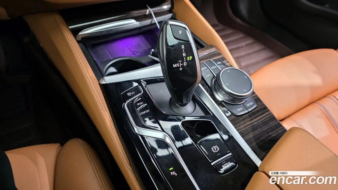 BMW 5-Series 2022 из KR, фото 9