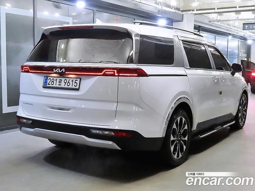 Kia Carnival — фото 4