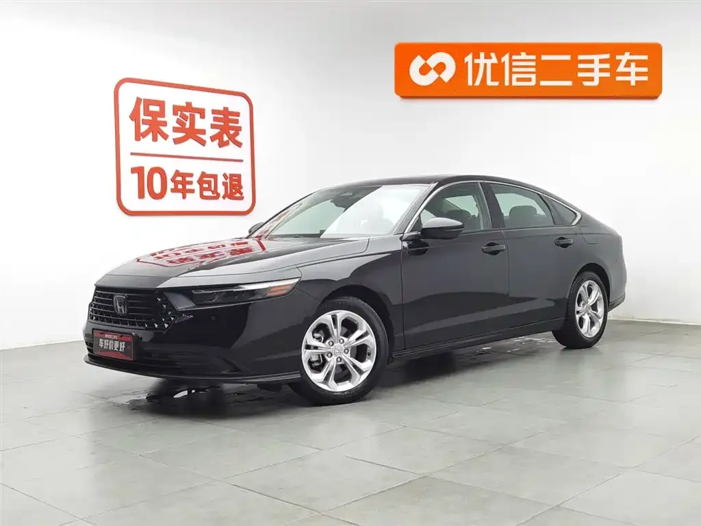 Honda Accord — фото 1