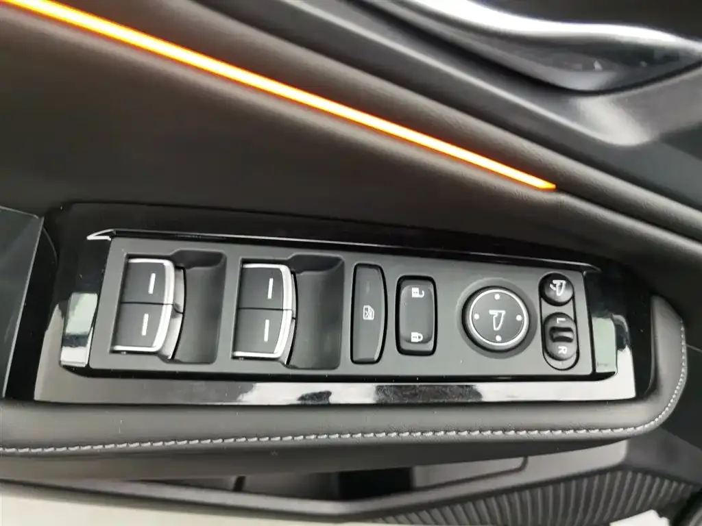 Honda Accord — фото 9