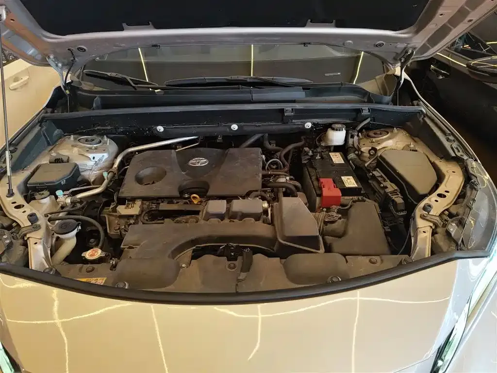 Toyota Venza 2022 из CN, фото 10