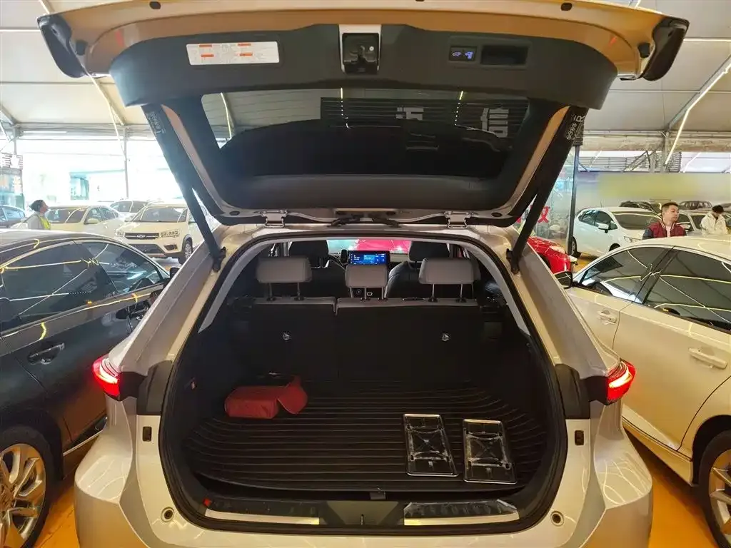 Toyota Venza 2022 из CN, фото 9