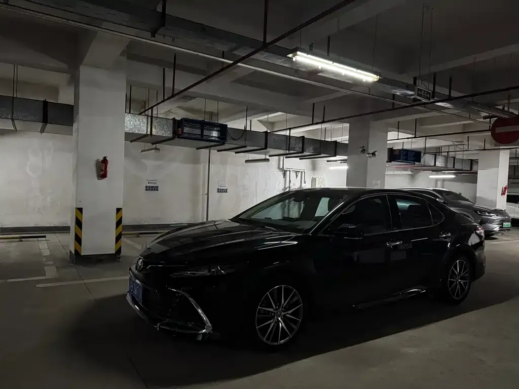Toyota Camry 2021 из CN, фото 3
