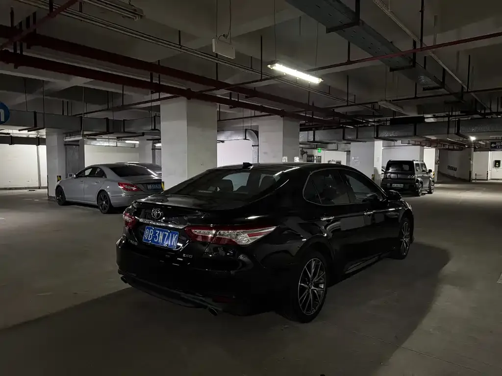 Toyota Camry 2021 из CN, фото 6