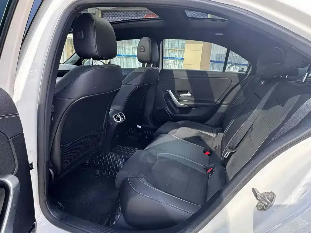 Mercedes-Benz A-Class 2021 из CN, фото 5