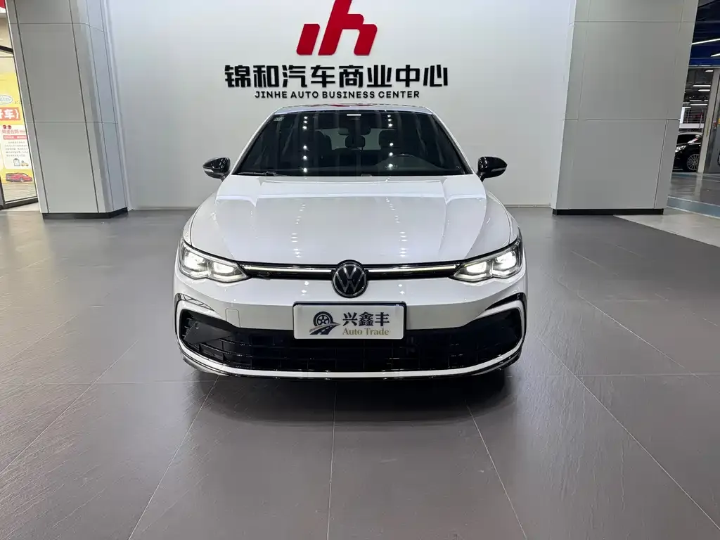 Volkswagen Golf 2022 из CN, фото 2