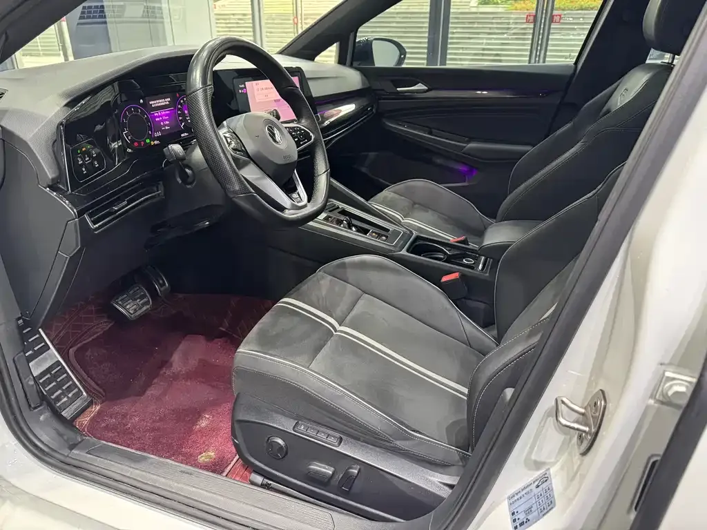 Volkswagen Golf 2022 из CN, фото 8