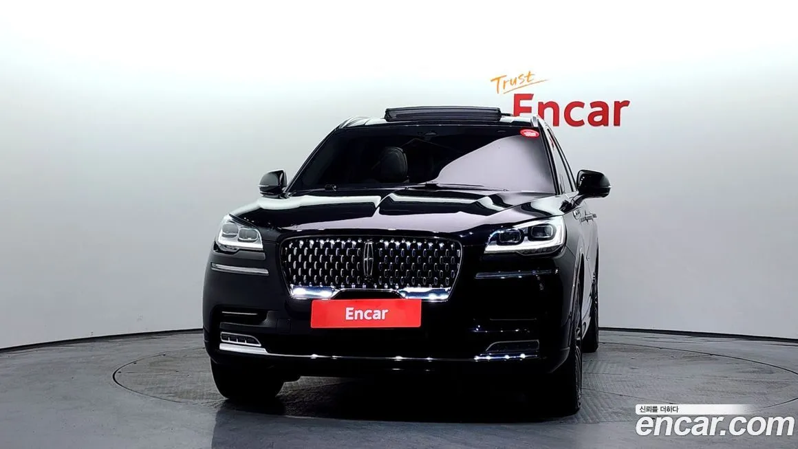 Lincoln Aviator 2023 из KR, фото 3