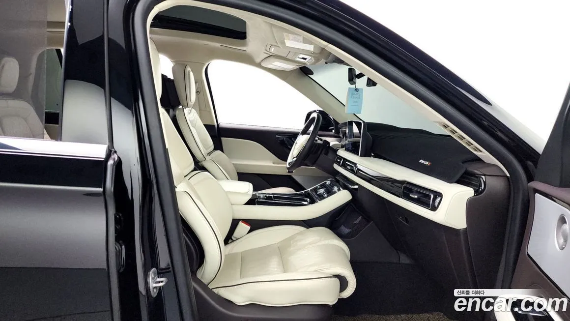 Lincoln Aviator 2023 из KR, фото 9