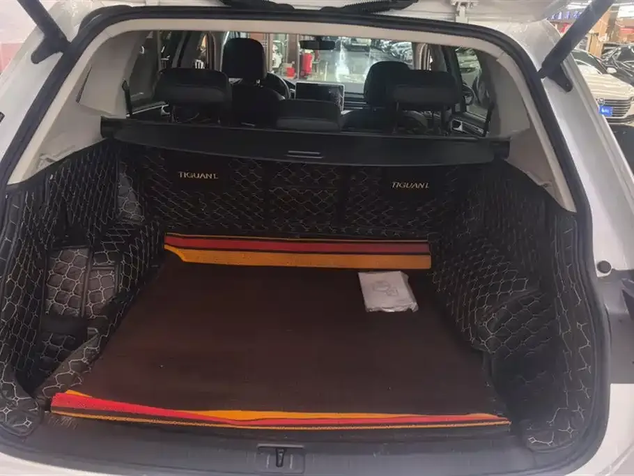 Volkswagen Tiguan L 2024 из CN, фото 4