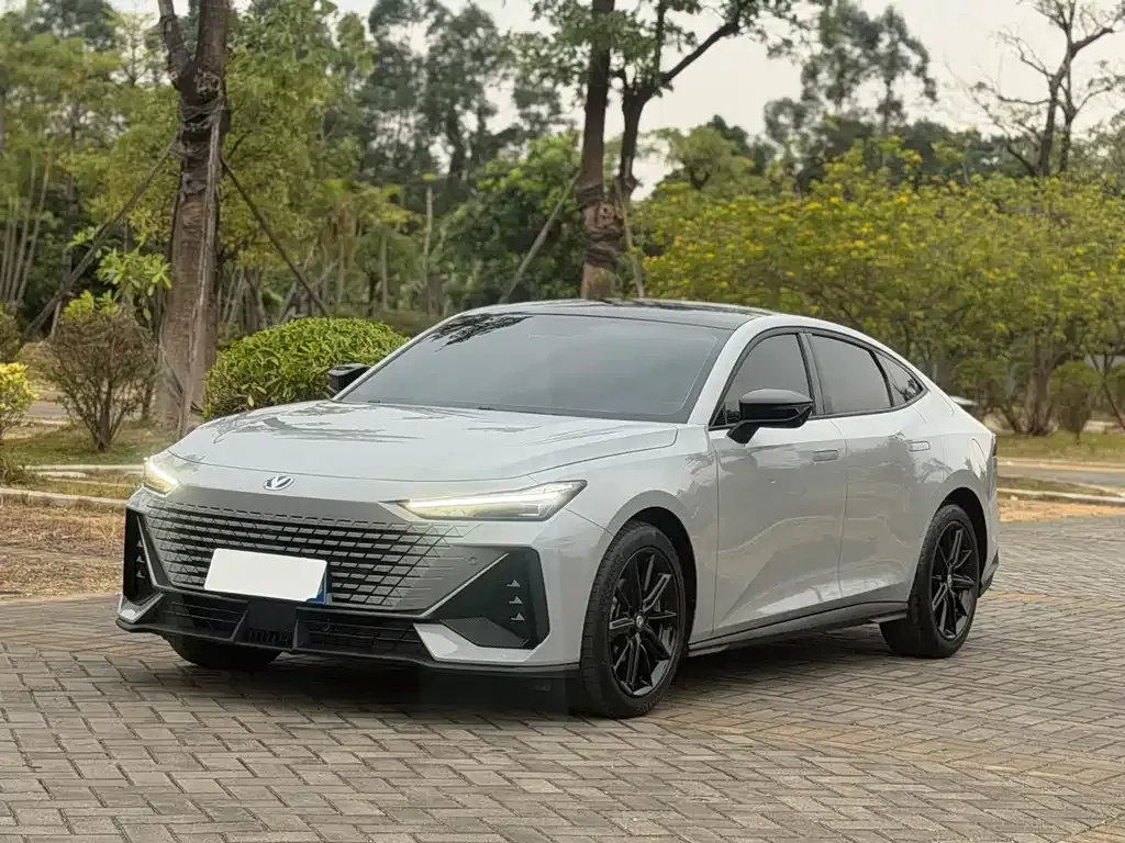Changan UNI-V 2022 из CN, фото 1