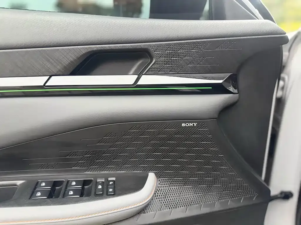 Changan UNI-V 2022 из CN, фото 7