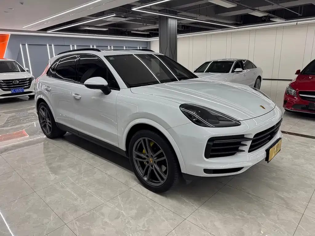 Porsche Cayenne 2023 из CN, фото 3
