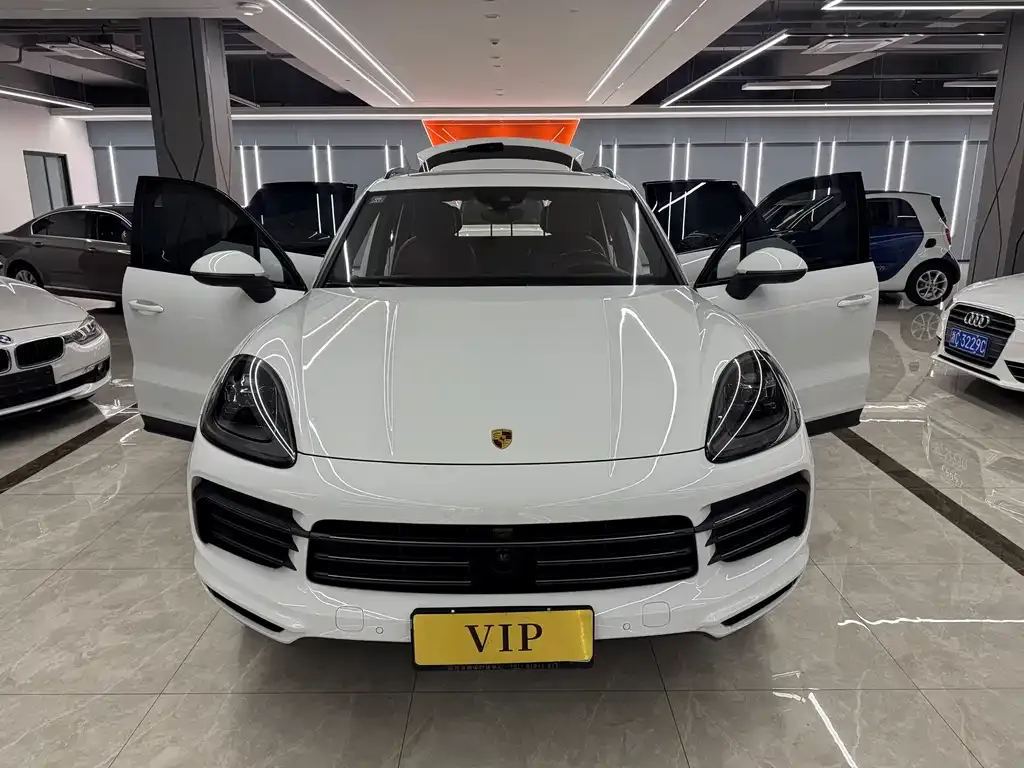 Porsche Cayenne 2023 из CN, фото 8