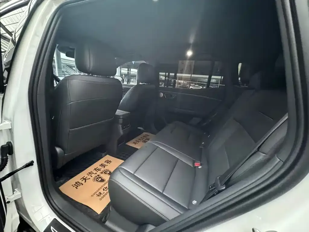 Toyota Platinum 3X 2025 из CN, фото 7